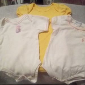 Baby girls onesies🦄FREE GIFT W/EVERY SALE 🦄